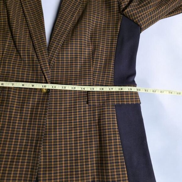 DKNY Long Sleeve One-Button Jacket in Toffee - Size 16 - Picture 5 of 7